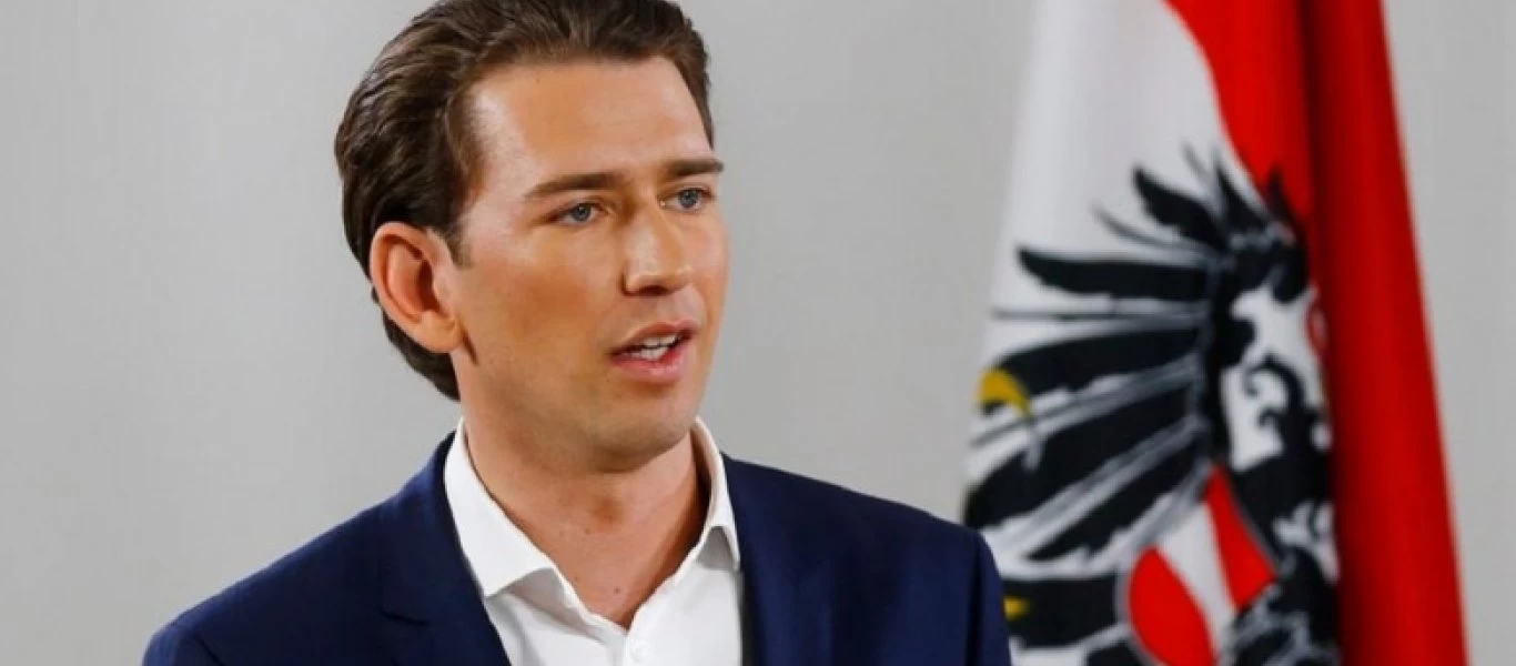 Αυστρία: Ο Σεμπάστιαν Κουρτς ύψωσε σημαία του Ισραήλ στην καγκελαρία